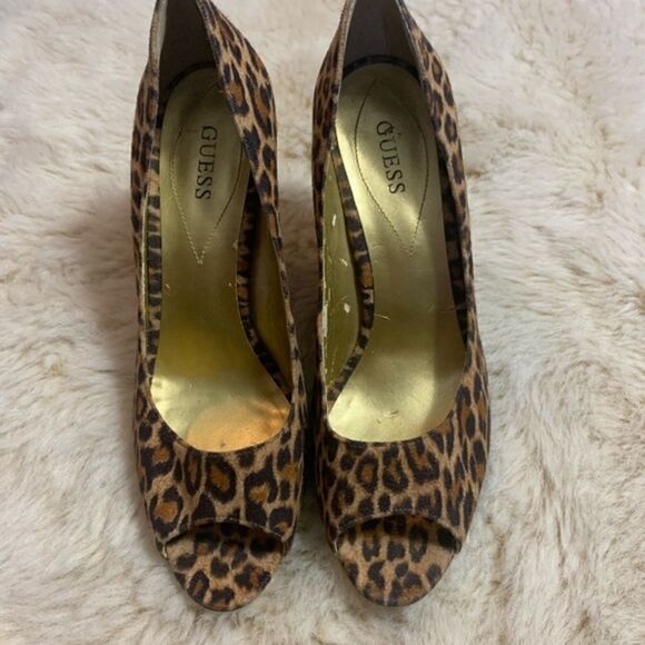 Guess Leopard Print Peep Toe Heels size 8.5 - Picture 6 of 9
